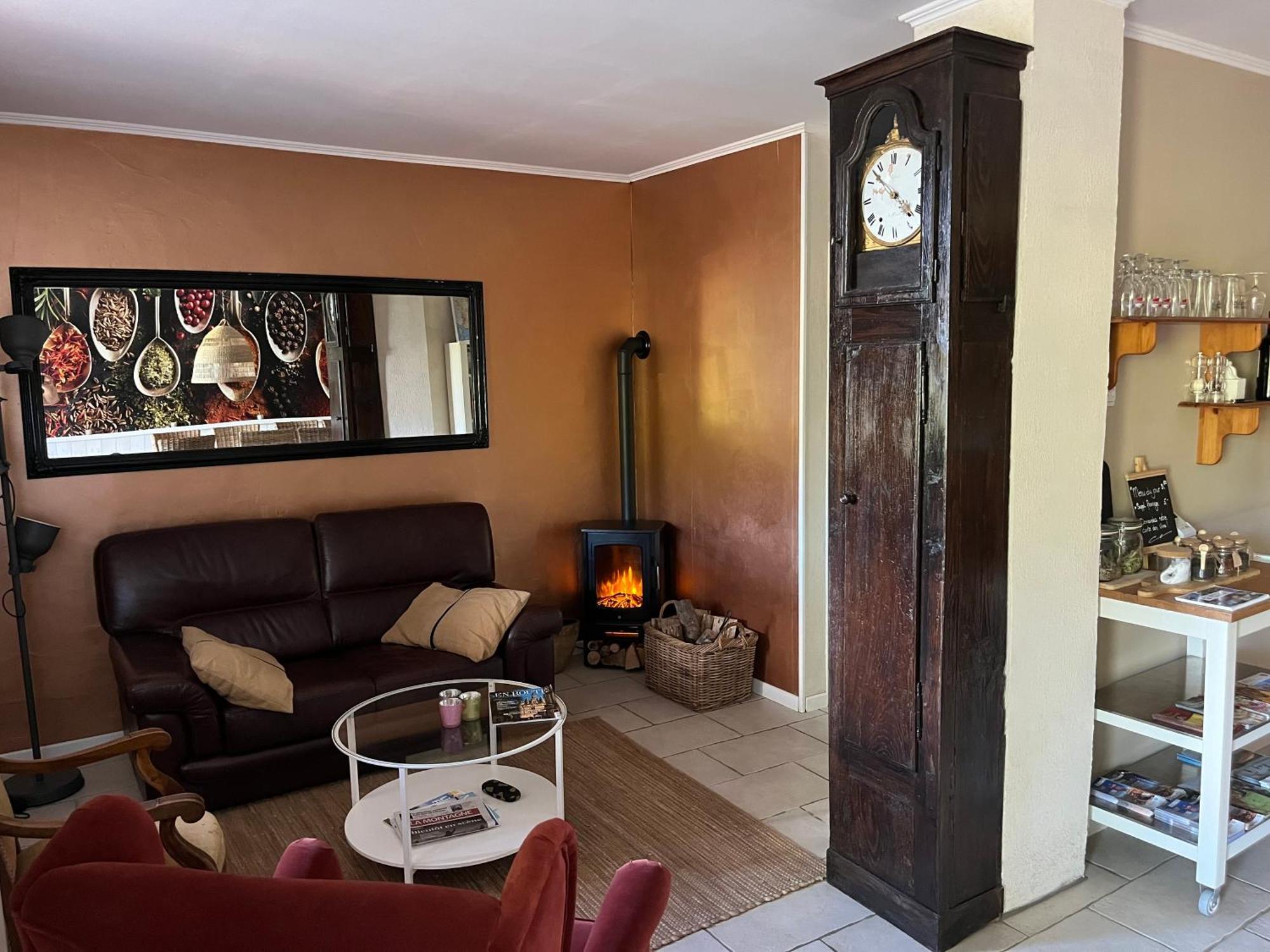 La Maison Du Chevalier Marat Esterno foto